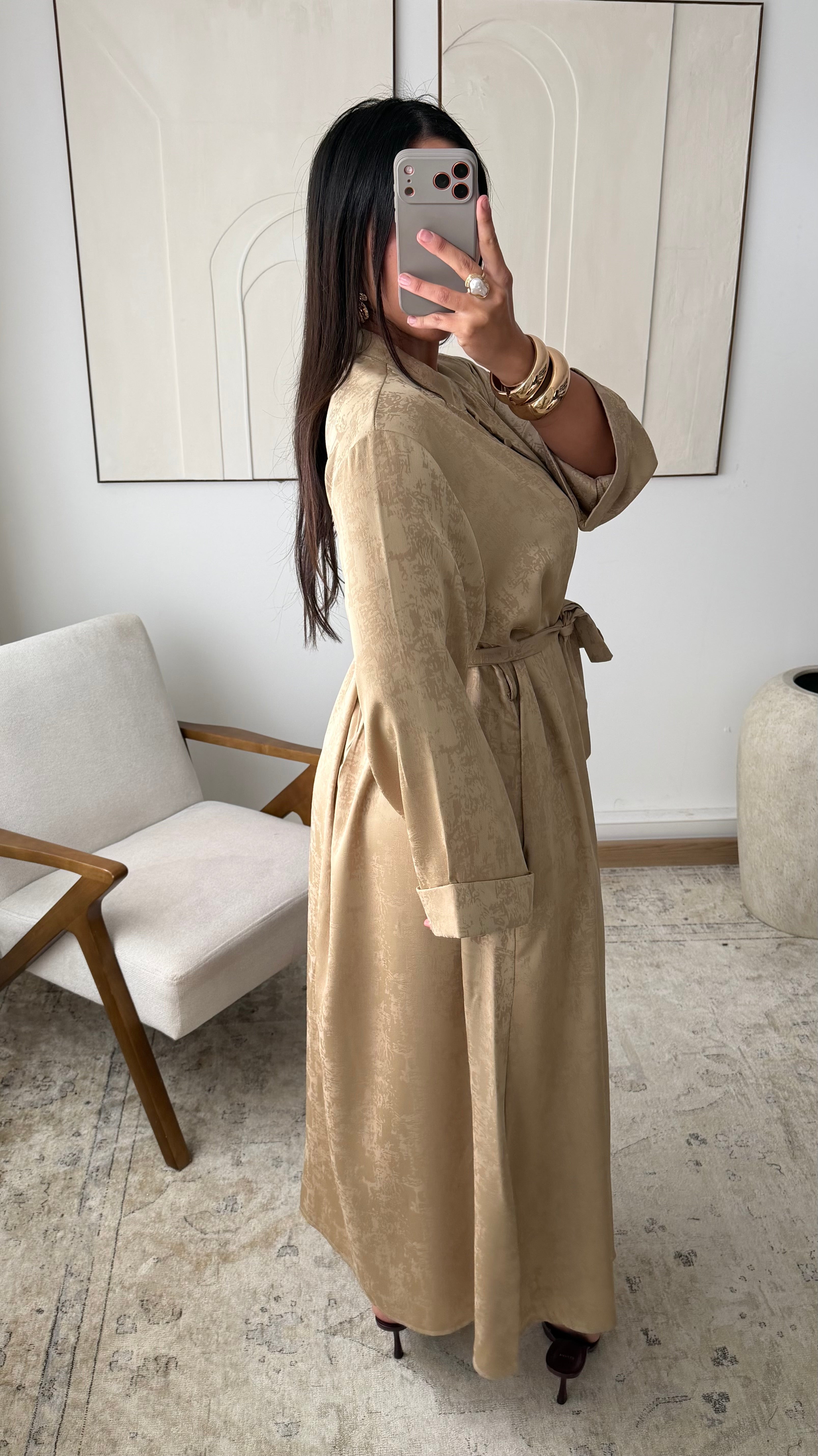 #Taupe