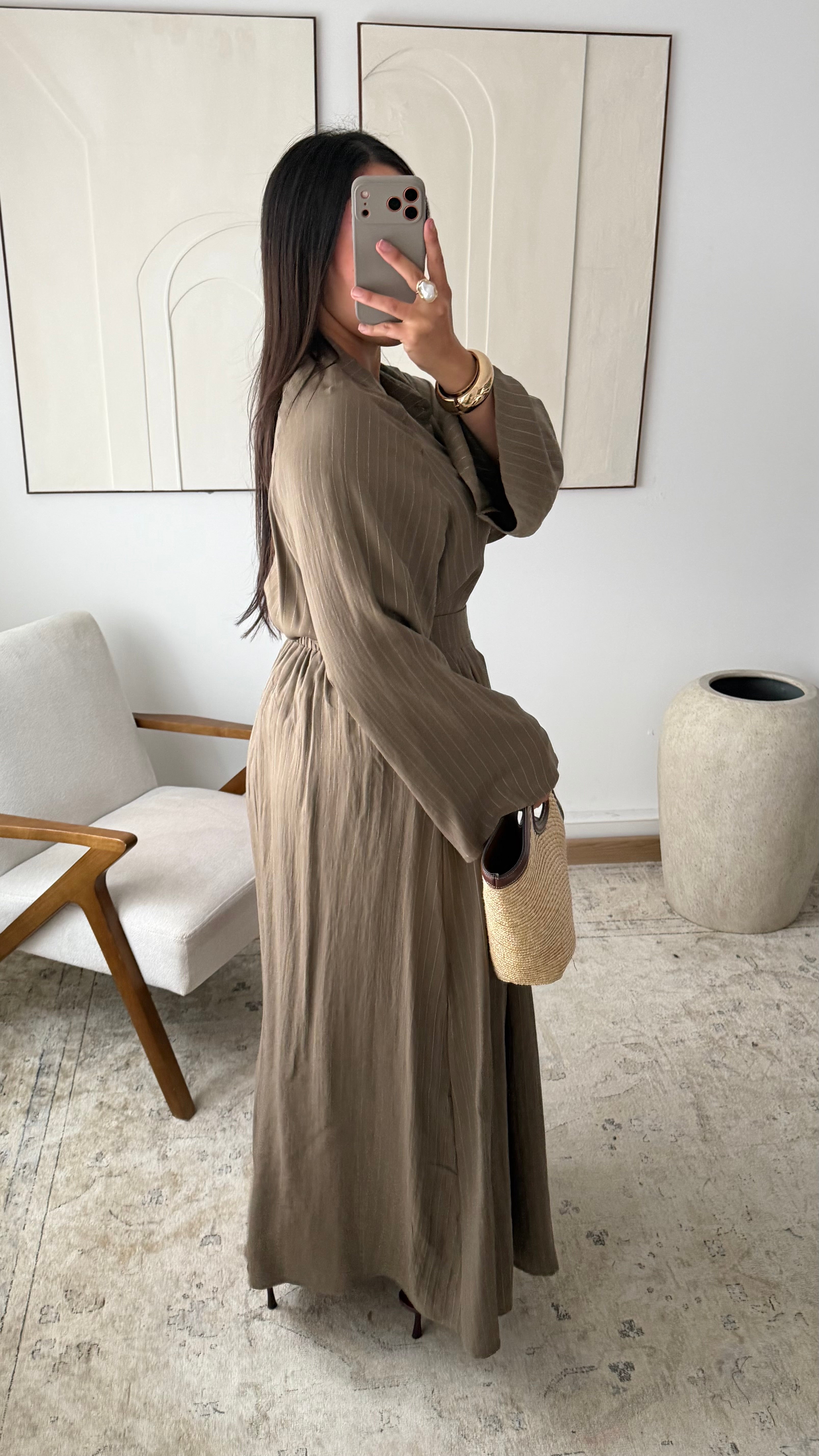 #Khaki