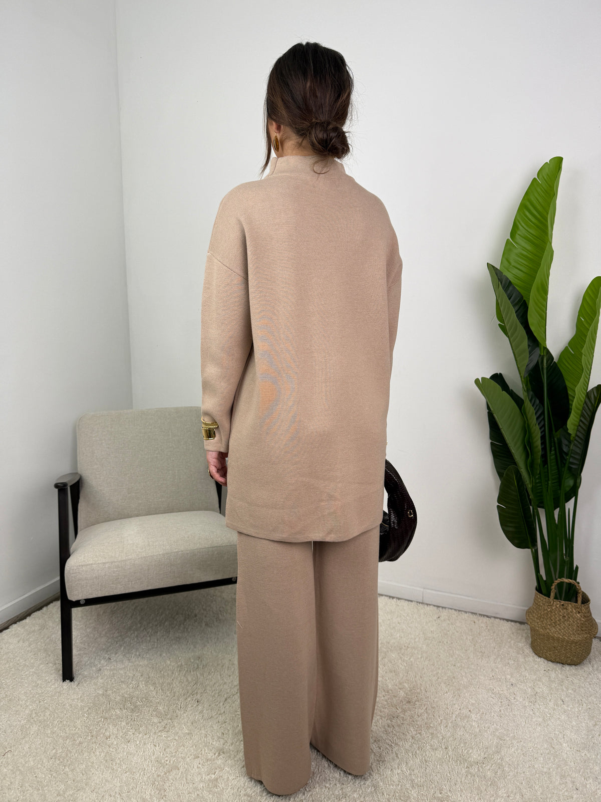 #Beige